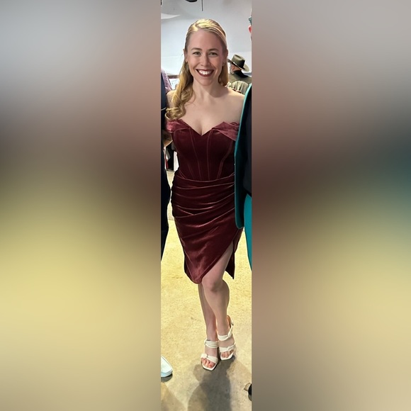 Velvet Off Shoulder gala cocktail Dress Burgundy - Picture 3 of 6